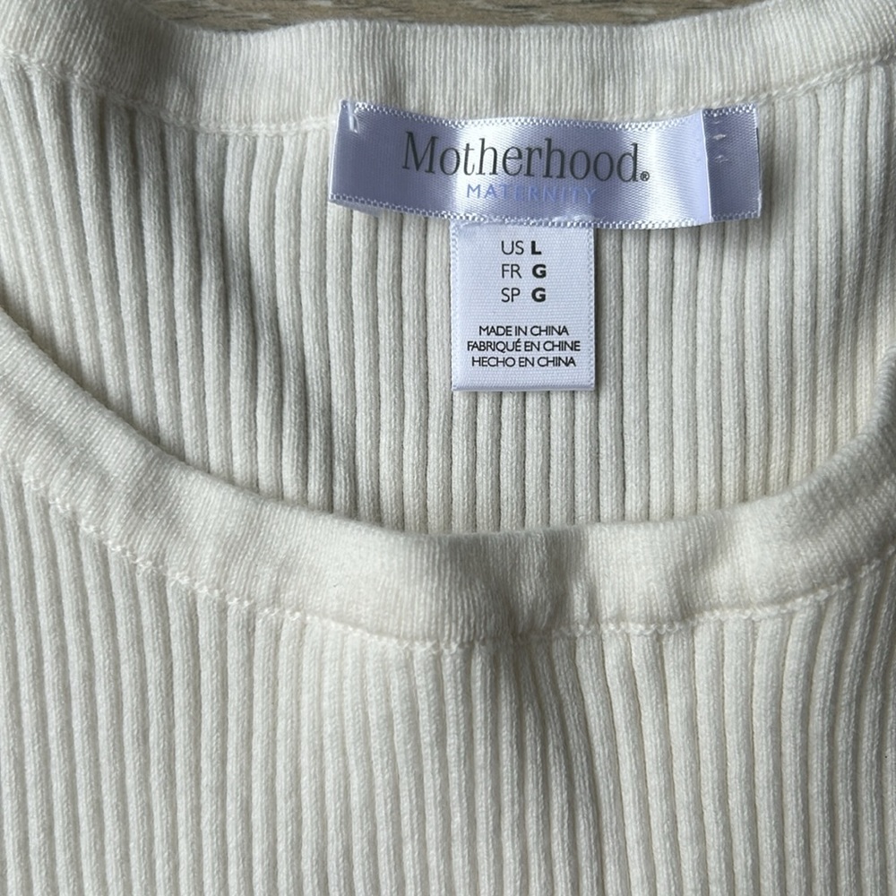 Maternity top - Picture 2 of 3